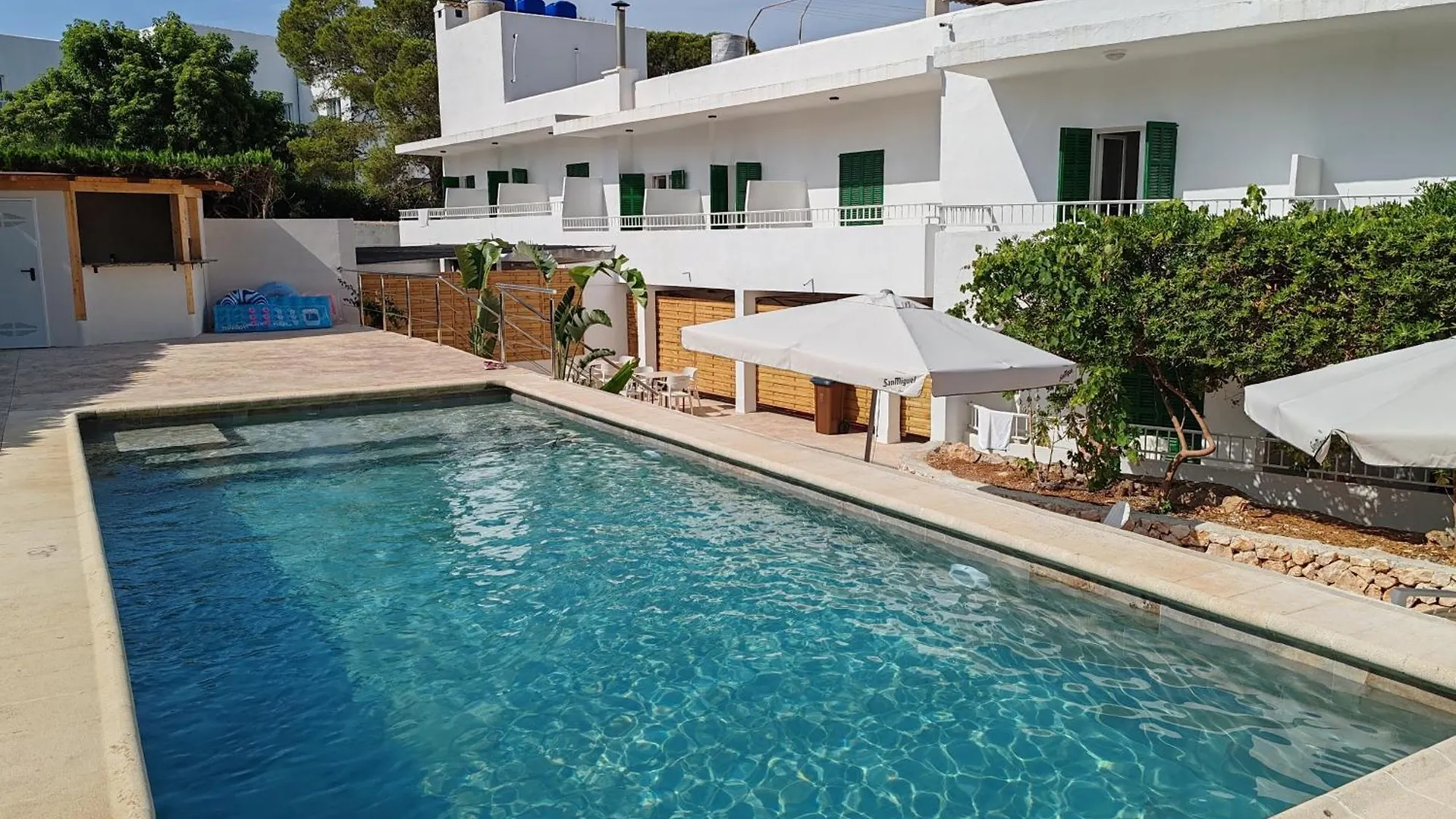 Hostal Oasis Dor Cala d'Or  2*, Cala d'Or (Mallorca) Spain